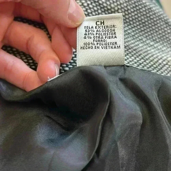 Liz Claiborne Small Cropped Jacket Blazer 3/4 Sleeves Office Career Pockets - Picture 11 of 13